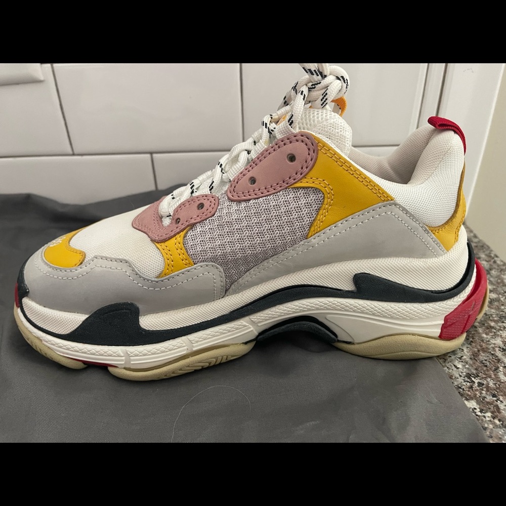 Authentic Balenciaga Triple S Shoes - Picture 9 of 9